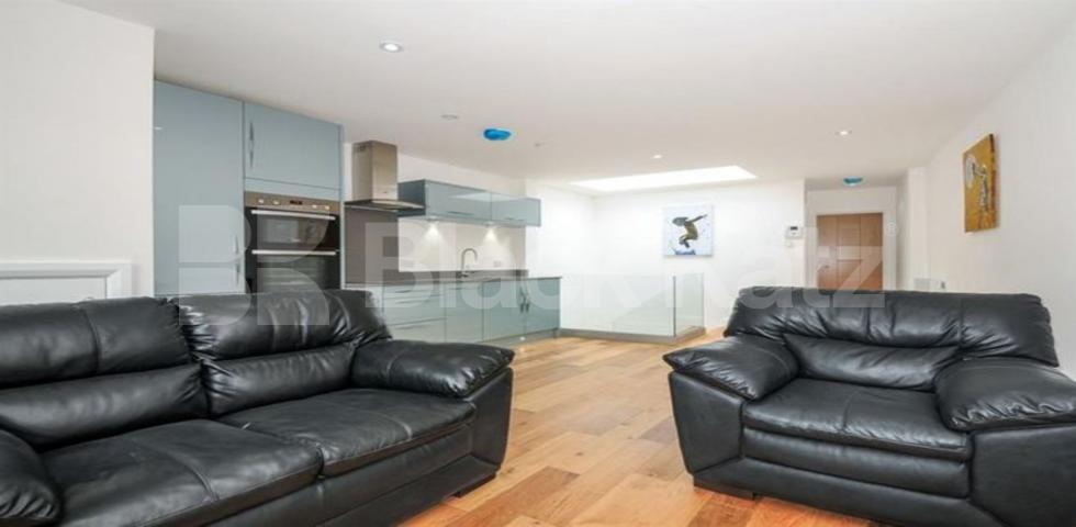 			1 Bedroom, 1 bath, 1 reception Apartment			 Kings Cross Road, KINGS CROSS WC1X 
